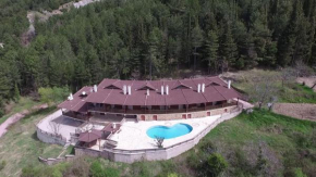 Giova's House